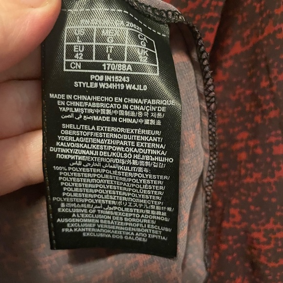 GUESS BNWT Red & Black Animal Print Sheer Long Sleeve Button Down Blouse Size L - Picture 6 of 7